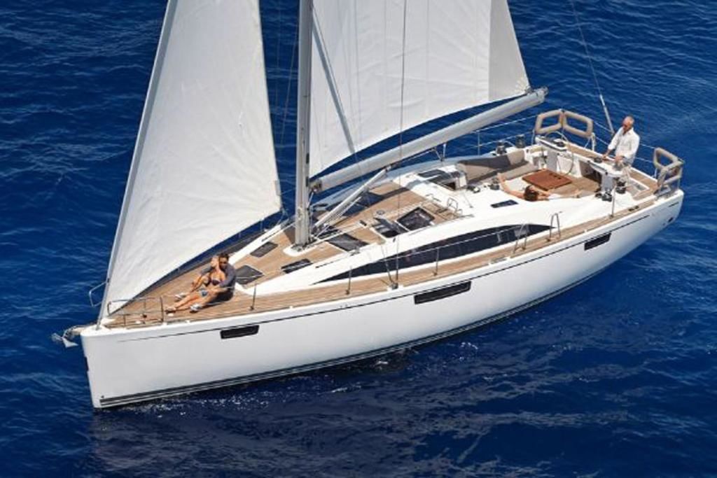 Ботели Bavaria 46 Cruiser Мангалия